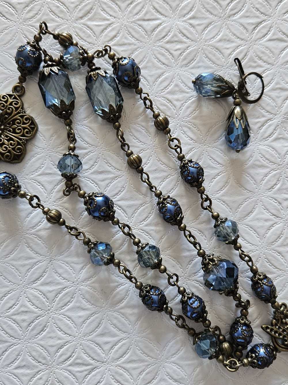 Teal Blue Art Deco Crystal And Pearl Beaded Necklace and Drop Earring Set